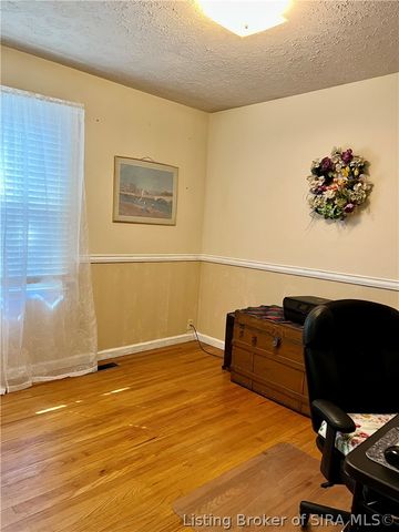 3005 Linda Drive, New Albany, IN 47150
