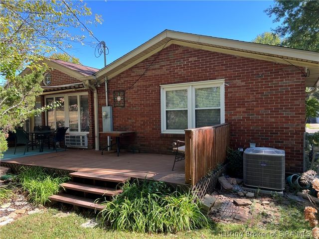 3005 Linda Drive, New Albany, IN 47150