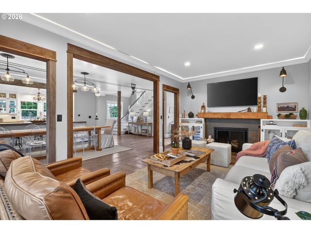 10925 Sw WILSONVILLE Rd, Wilsonville, OR 97070