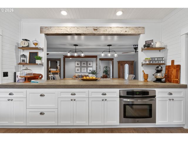 10925 Sw WILSONVILLE Rd, Wilsonville, OR 97070