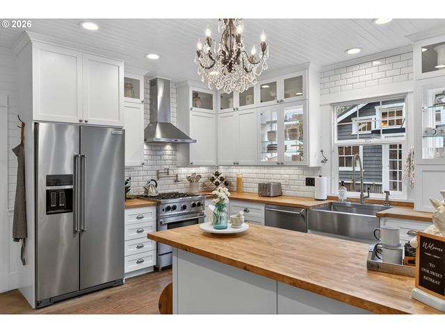 10925 Sw WILSONVILLE Rd, Wilsonville, OR 97070