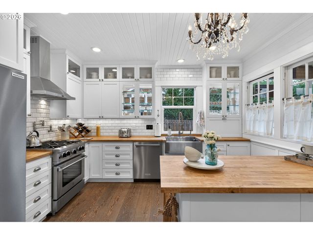 10925 Sw WILSONVILLE Rd, Wilsonville, OR 97070