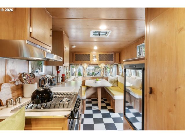 10925 Sw WILSONVILLE Rd, Wilsonville, OR 97070