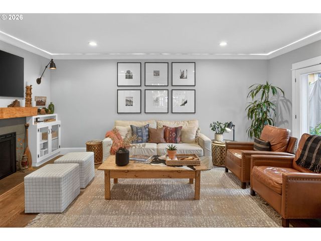 10925 Sw WILSONVILLE Rd, Wilsonville, OR 97070