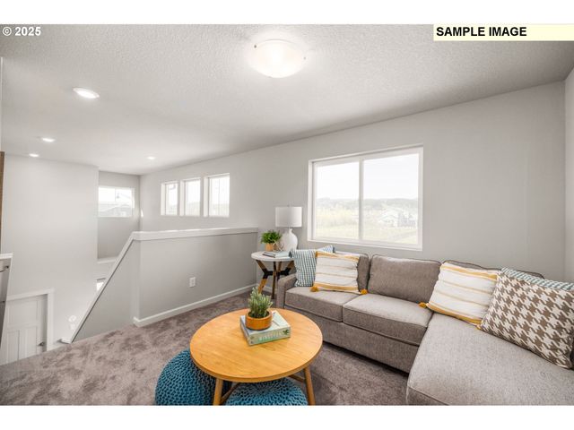 23811 Sw Pensacola Ter, Tualatin, OR 97062
