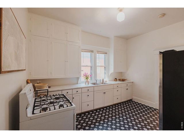 604 S Meldrum St, Fort Collins, CO 80521
