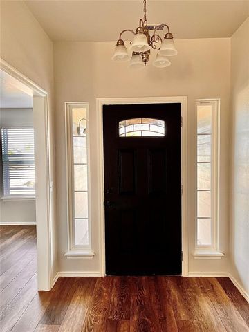 17700 Black Hawk Circle, Edmond, OK 73012