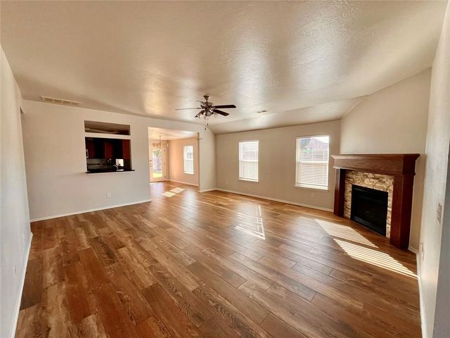 17700 Black Hawk Circle, Edmond, OK 73012