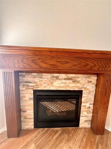 17700 Black Hawk Circle, Edmond, OK 73012