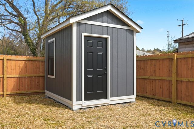 1450 Ferndale Ave, Petersburg, VA 23803