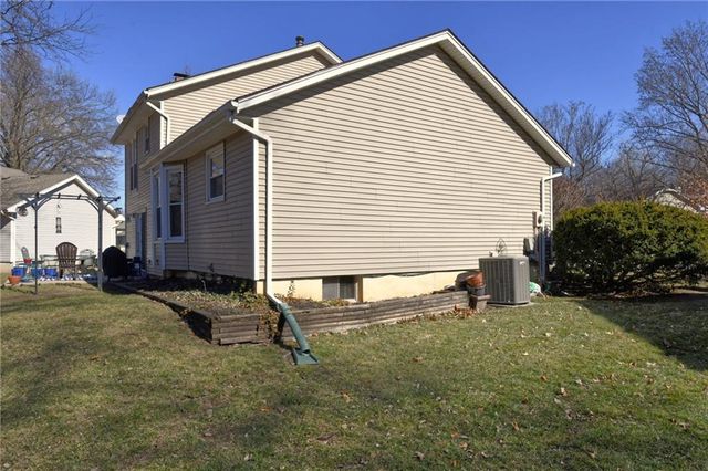 822 S 57th Terrace, Kansas City, KS 66106