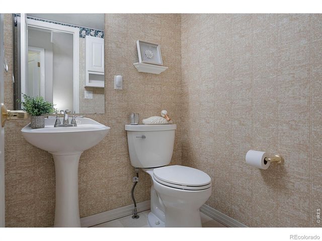 907 Hover Ridge Circle 4, Longmont, CO 80501