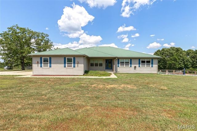 26469 Roam Drive, Waynesville, MO 65583