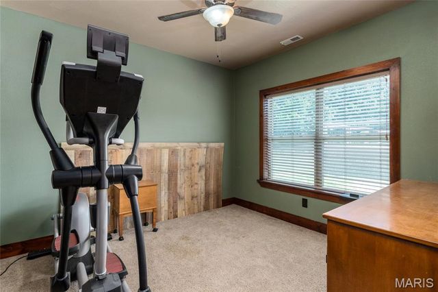 26469 Roam Drive, Waynesville, MO 65583