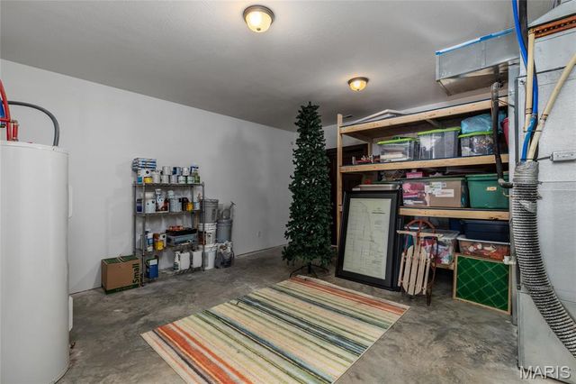 26469 Roam Drive, Waynesville, MO 65583