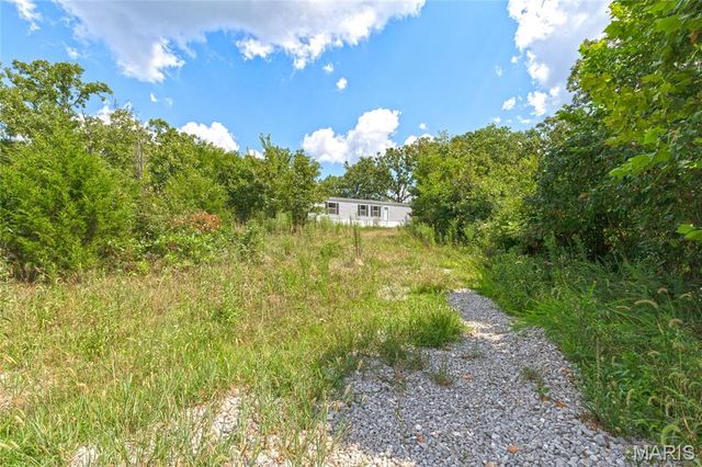 26469 Roam Drive, Waynesville, MO 65583