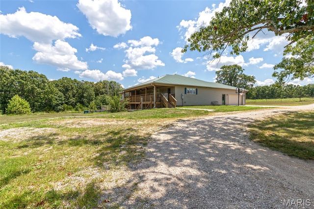 26469 Roam Drive, Waynesville, MO 65583