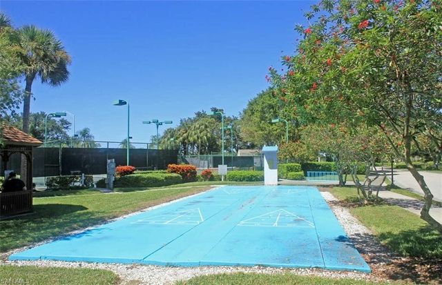 2671 Citrus Lake Dr Apt 201, Naples, FL 34109
