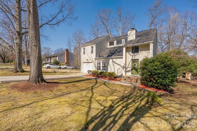 11114 Blue Heron Drive, Charlotte, NC 28226