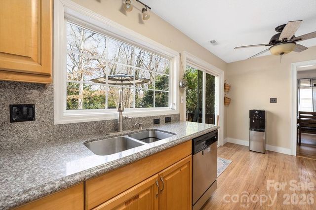 11114 Blue Heron Drive, Charlotte, NC 28226