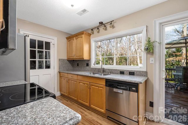 11114 Blue Heron Drive, Charlotte, NC 28226