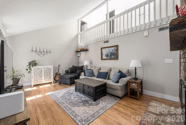 11114 Blue Heron Drive, Charlotte, NC 28226