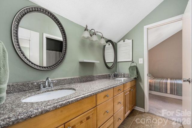 11114 Blue Heron Drive, Charlotte, NC 28226