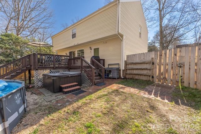 11114 Blue Heron Drive, Charlotte, NC 28226