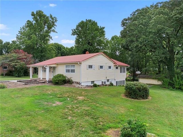 603 Duke Street, Thomasville, NC 27360