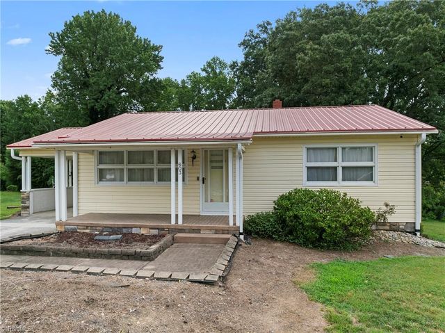 603 Duke Street, Thomasville, NC 27360
