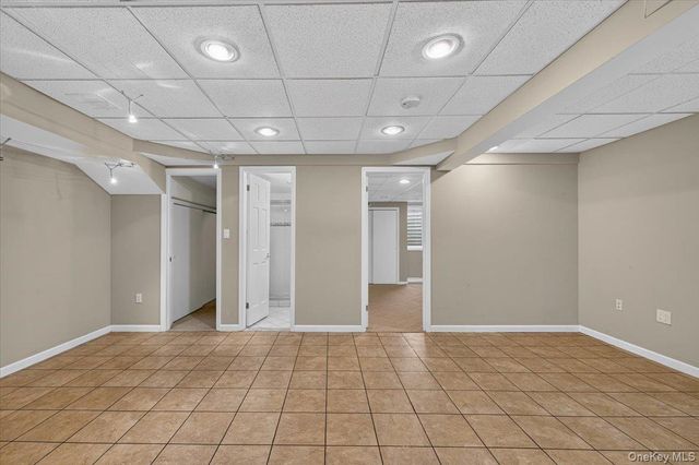 136 Cranberry Court, Melville, NY 11747