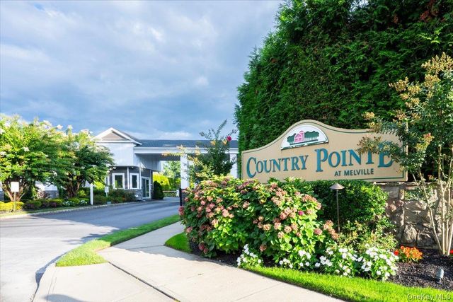 136 Cranberry Court, Melville, NY 11747