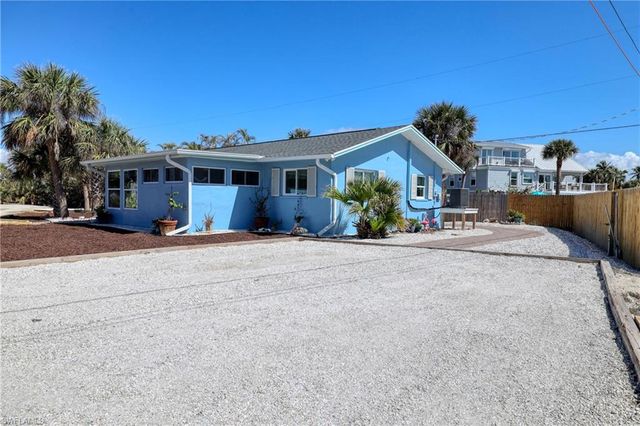 220 Hurricane LN, Sanibel, FL 33957