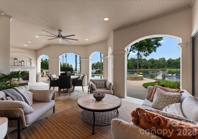 124 Lightship Drive, Mooresville, NC 28117