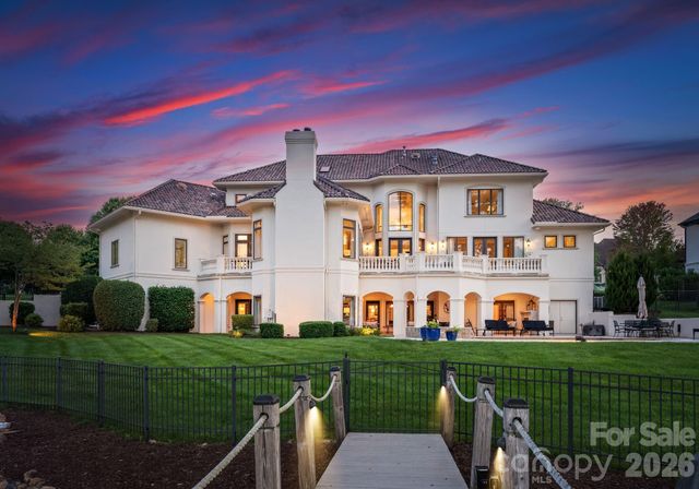 124 Lightship Drive, Mooresville, NC 28117