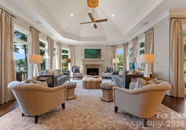 124 Lightship Drive, Mooresville, NC 28117