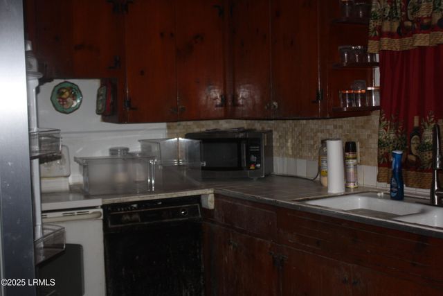 6804 W Frontage Road U.S. Hwy 17 Highway, Coosawhatchie, SC 29912