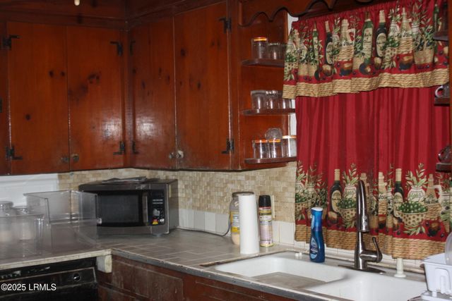 6804 W Frontage Road U.S. Hwy 17 Highway, Coosawhatchie, SC 29912