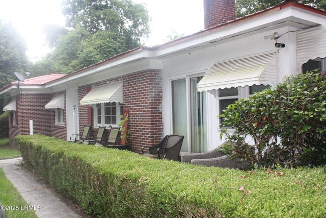 6804 W Frontage Road U.S. Hwy 17 Highway, Coosawhatchie, SC 29912