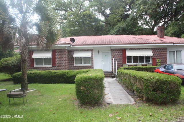 6804 W Frontage Road U.S. Hwy 17 Highway, Coosawhatchie, SC 29912