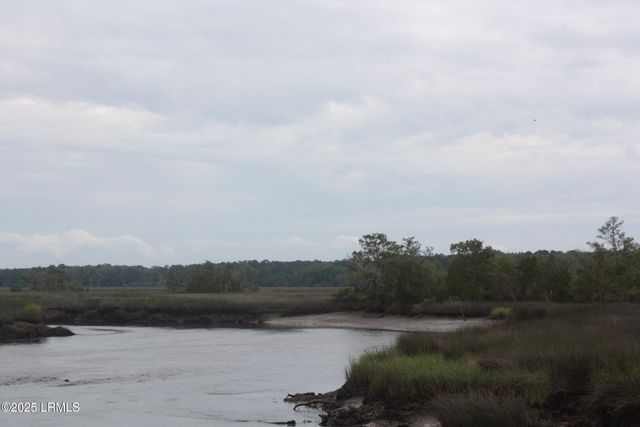 6804 W Frontage Road U.S. Hwy 17 Highway, Coosawhatchie, SC 29912