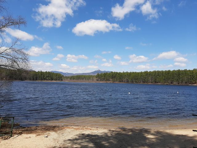 31 McGrew Drive, Tamworth, NH 03886