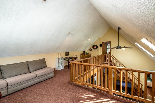 31 McGrew Drive, Tamworth, NH 03886
