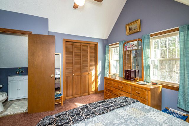31 McGrew Drive, Tamworth, NH 03886