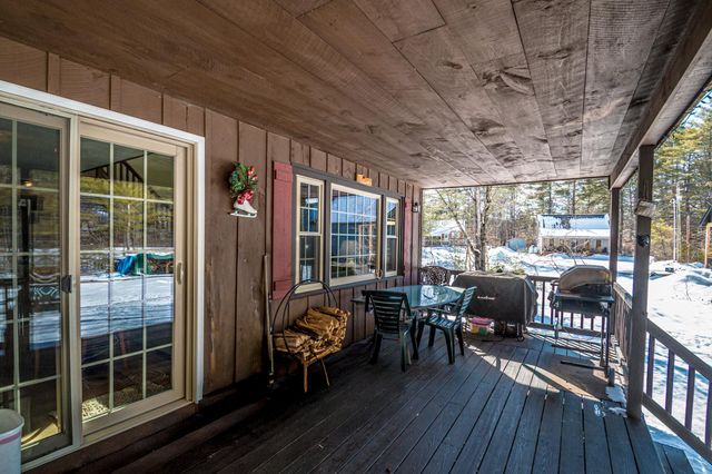 31 McGrew Drive, Tamworth, NH 03886