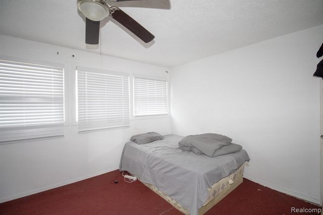 19370 Wyoming Avenue, Detroit, MI 48221