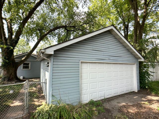 7609 Birch Avenue, Hammond, IN 46324