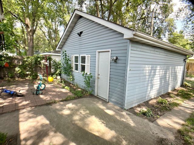 7609 Birch Avenue, Hammond, IN 46324