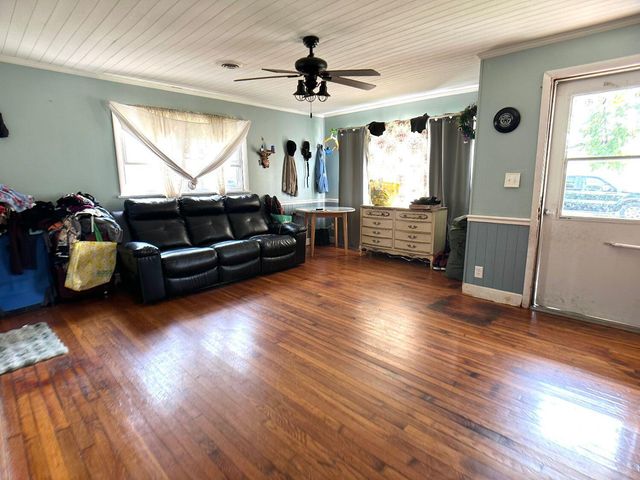 7609 Birch Avenue, Hammond, IN 46324