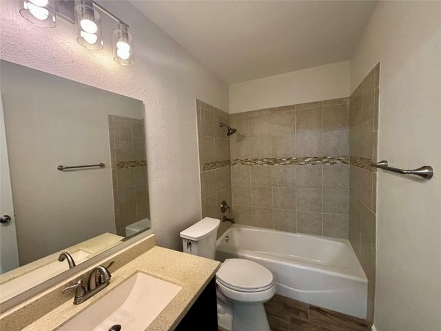 4603 Brown Bark PL A, Austin, TX 78727